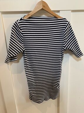 Old Navy Navy Maternity Boat Neck Striped Top